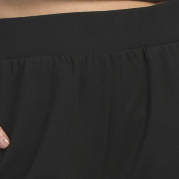 YOGALICIOUS Lux Midtown Pleat Bottom Joggers With Hybrid Waistband - Picture 3 of 3